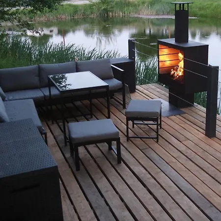 Tinyhousebeidresden Mit Fasssauna Klein Aber Fein, Alleinlage Direkt Am Naturteich, Grosse Terrasse - Naehe Saechsische Schweiz Und Dresden *