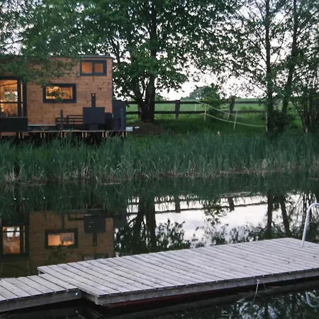 Tiny House Am Naturteich Mit Terrasse & Kamin - Fuer Bis Zu 5 Personen - Fuer Kurzentschlossene Σπίτι διακοπών