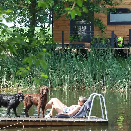 Tiny House Am Naturteich Mit Terrasse & Kamin - Fuer Bis Zu 5 Personen - Fuer Kurzentschlossene Σπίτι διακοπών Großharthau