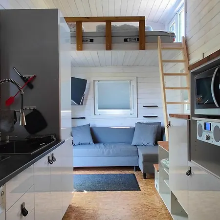 Tiny House Am Naturteich Mit Terrasse & Kamin - Fuer Bis Zu 5 Personen - Fuer Kurzentschlossene Großharthau